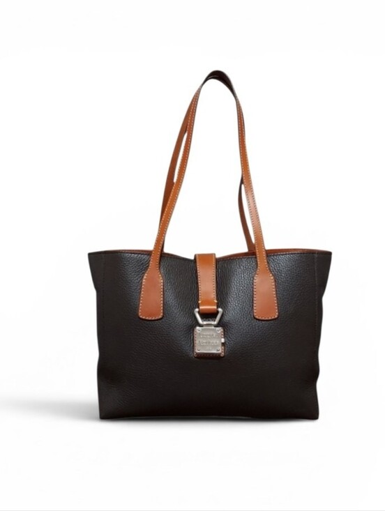 Dooney & Bourke Handbags - Dooney & Bourke Shannon Plum Leather Shoulder Bag Very Gently Loved